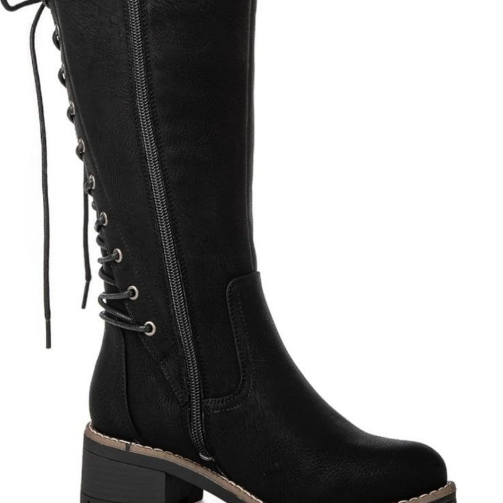 Boots - Picture 4 of 8